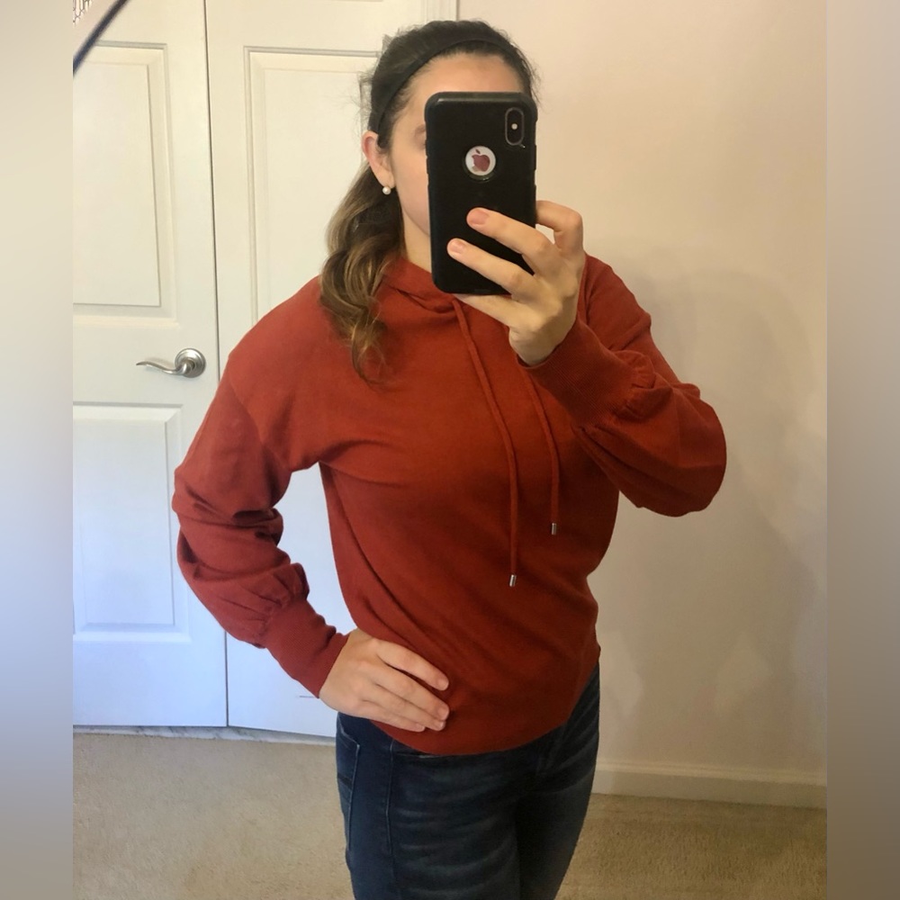 Orange pull over - Picture 11 of 11
